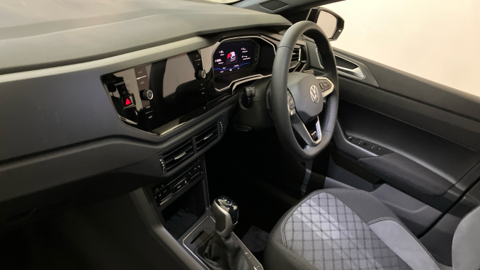 Volkswagen Polo 1.0 TSI 115 Black Edition 5dr DSG Petrol Hatchback - Image 2